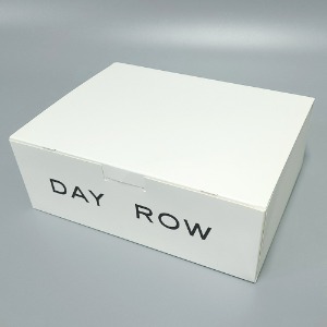 DAY LOW 종이박스
